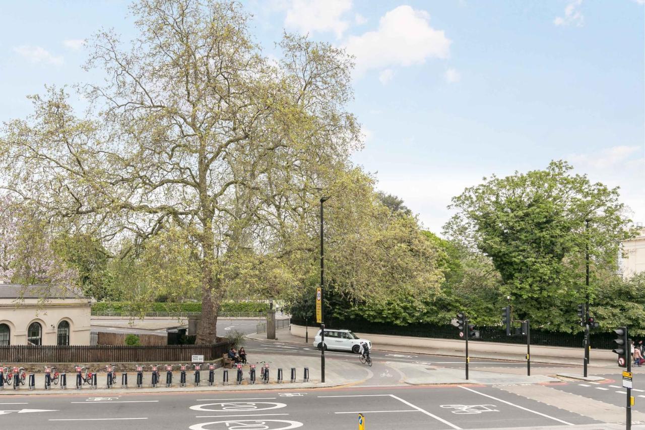 Light Filled Studio With View Of Regents Park Appartement Londen Buitenkant foto