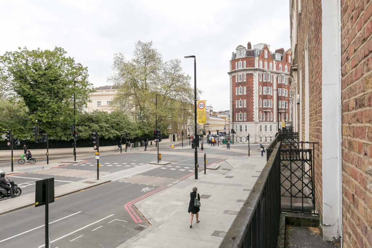 Light Filled Studio With View Of Regents Park Appartement Londen Buitenkant foto